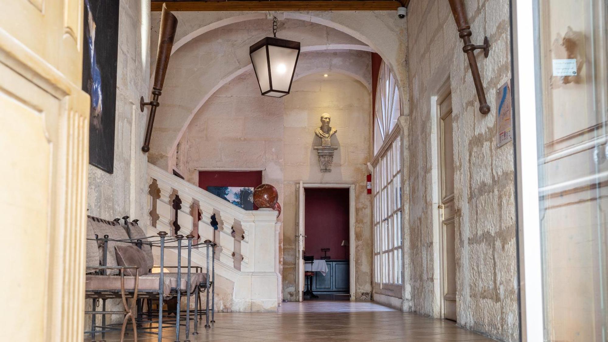 Hotel Amphitheatre Arles Zewnętrze zdjęcie