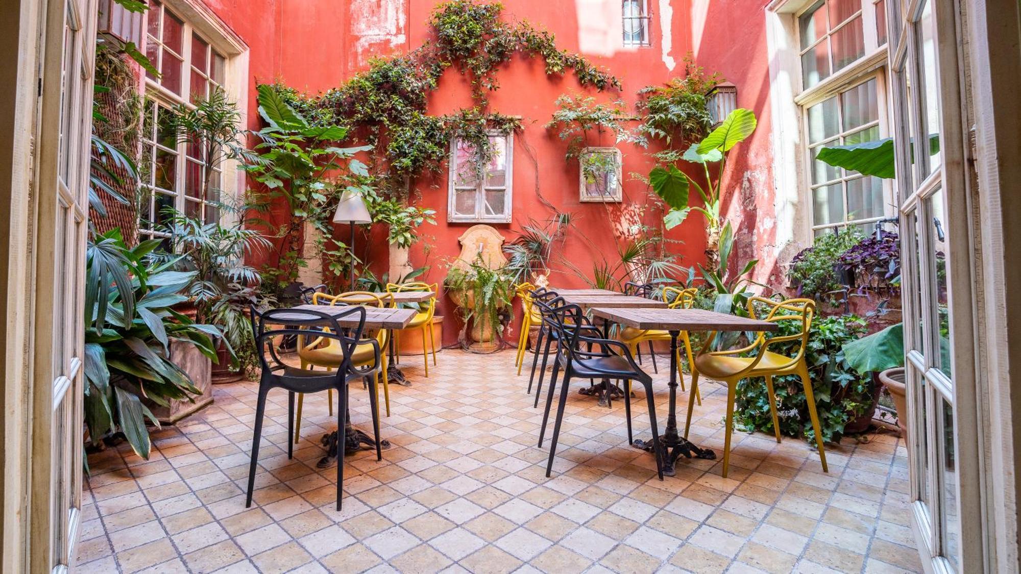 Hotel Amphitheatre Arles Zewnętrze zdjęcie